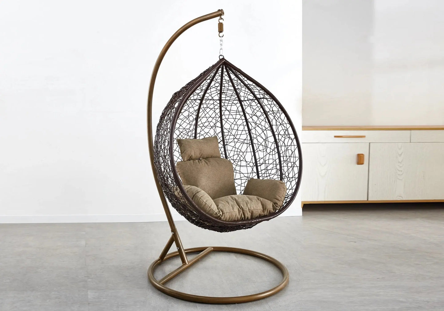 Fauteuil suspendu doré blanc – Galerie du Mobilier