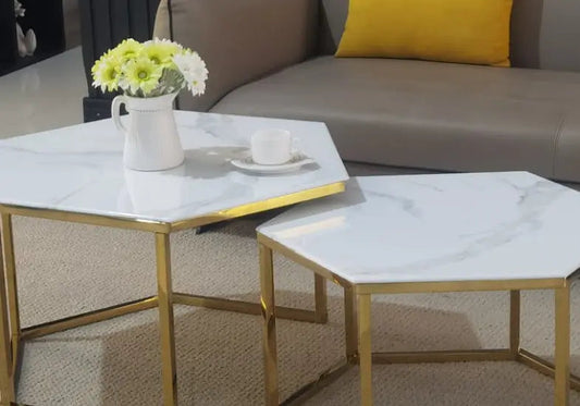 Tables basses gigognes dorées marbre beige HEXAGONE Galerie du Mobilier