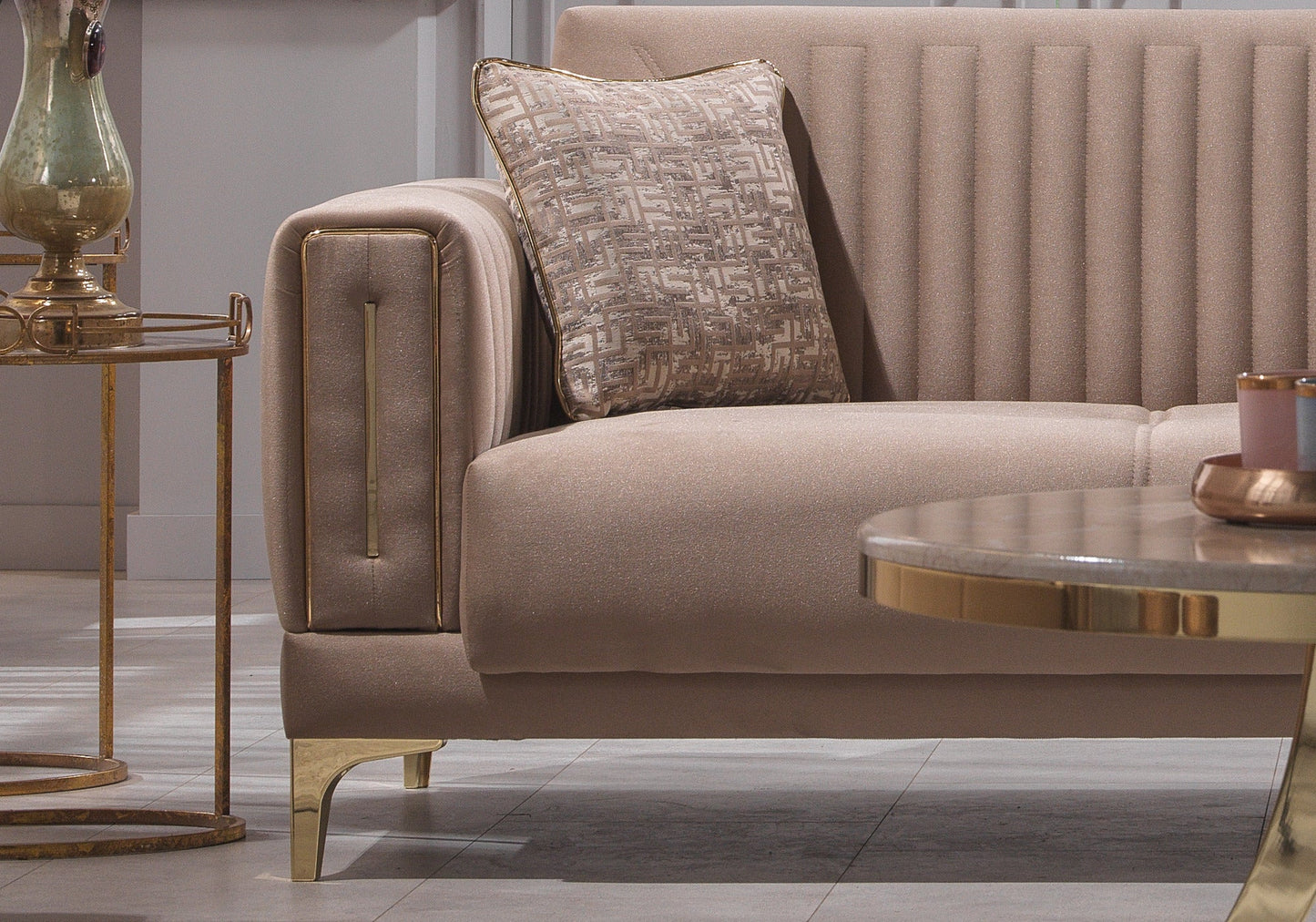 Canapé design velours beige doré – ASYA Deluxe