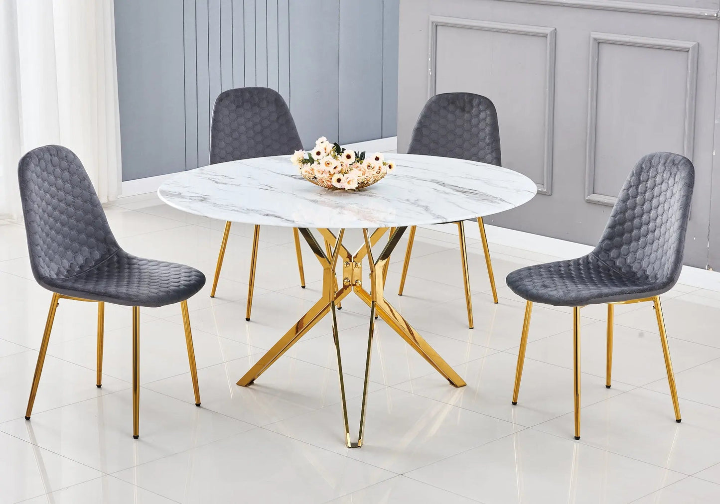 Chaises scandinaves en velours alvéolé – Galerie du Mobilier