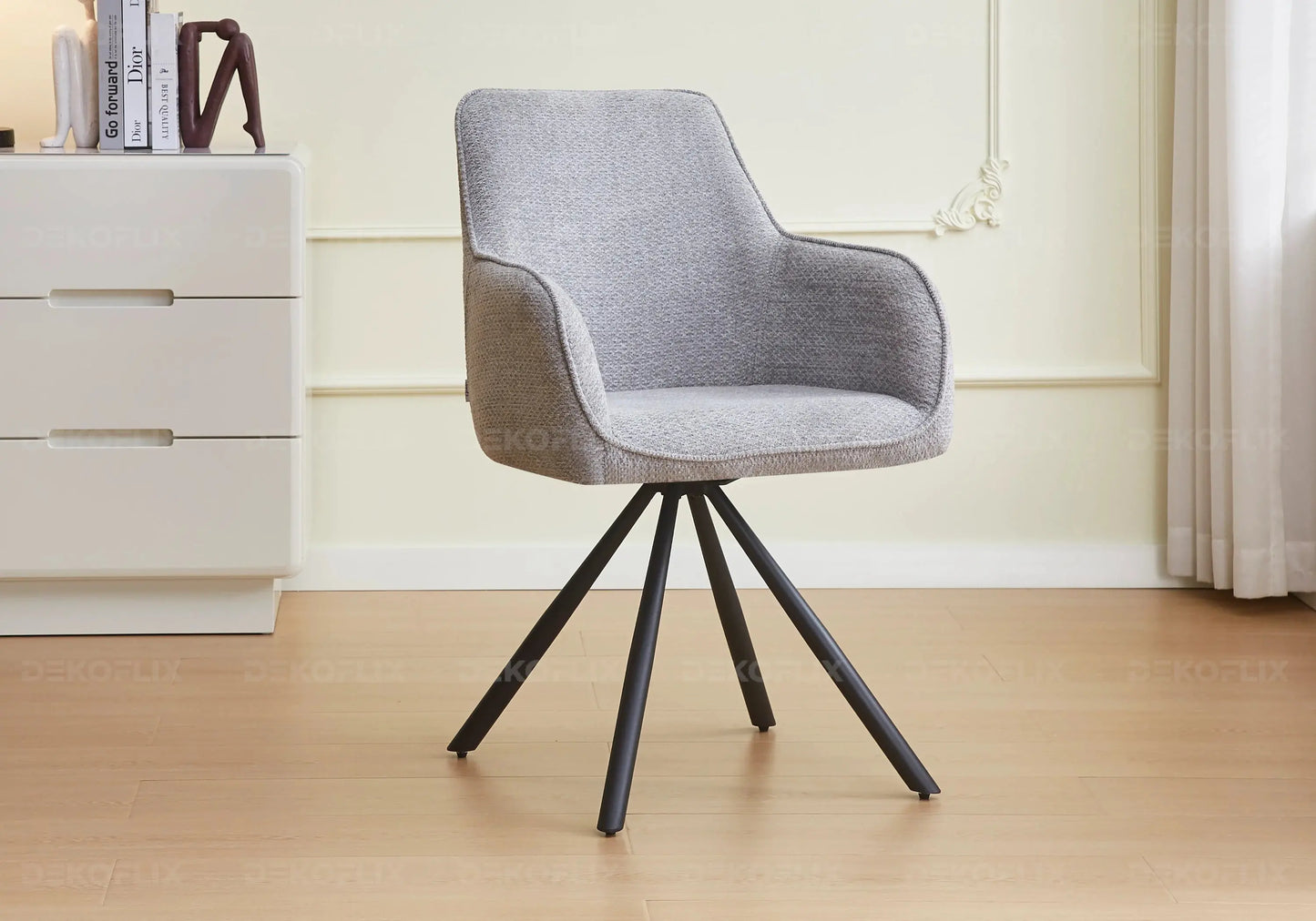 Fauteuil de table bouclée gris pieds noirs - – Galerie du Mobilier - Vue 1