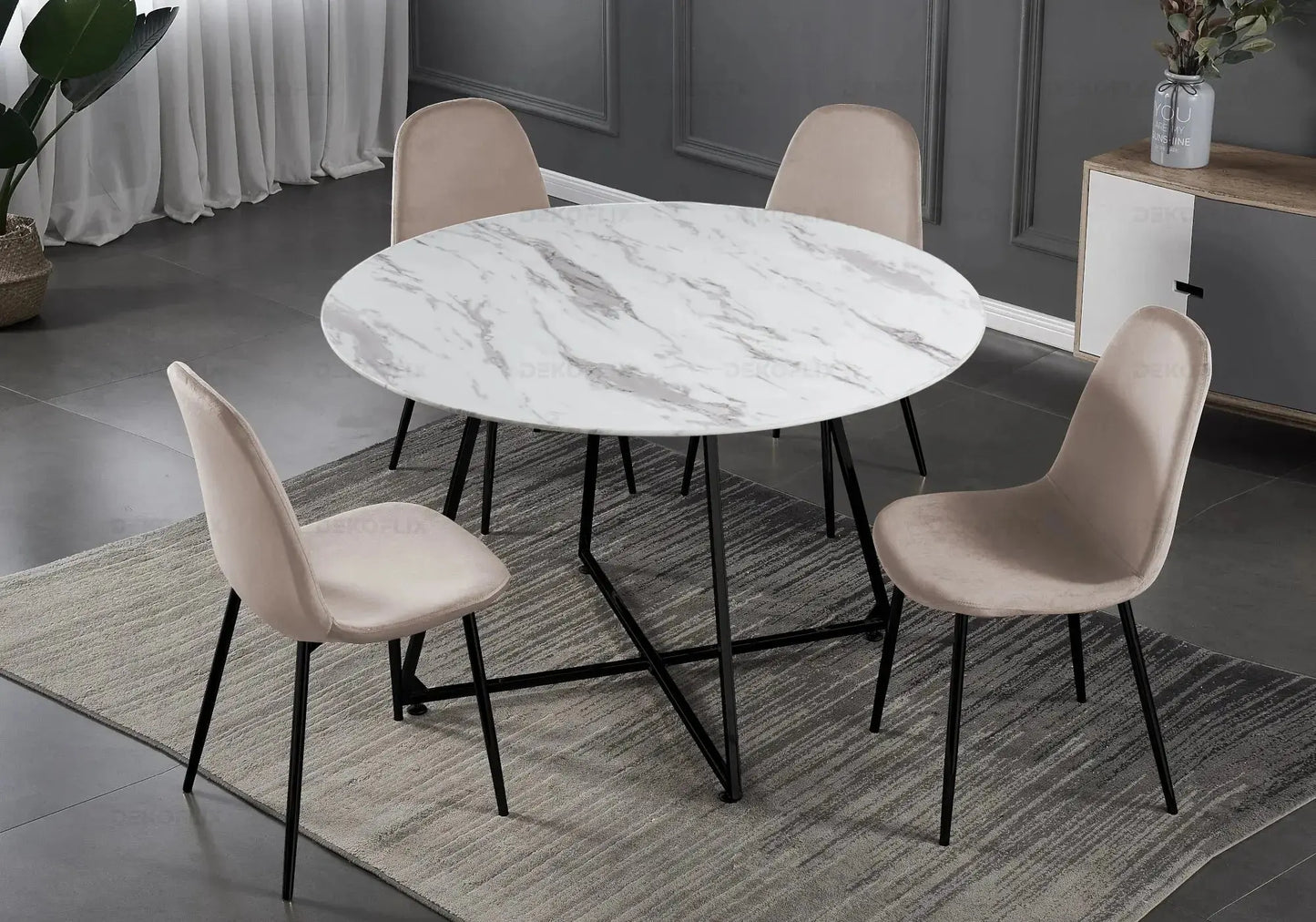 Table ronde marbre et 4 chaises noir - Gina – Galerie du Mobilier