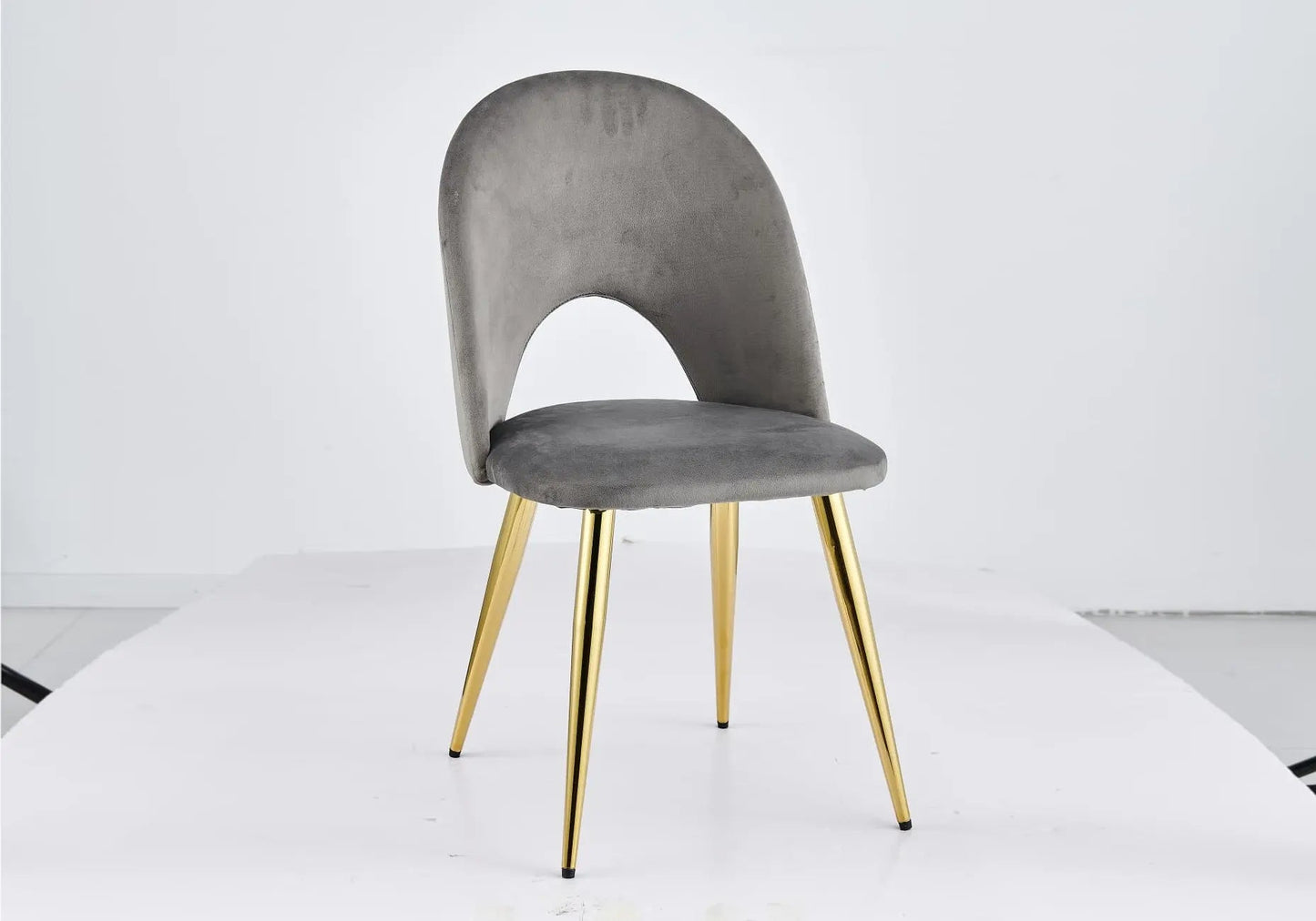 Chaises dorées velours gris GRETUS (lot de 4) Galerie du Mobilier