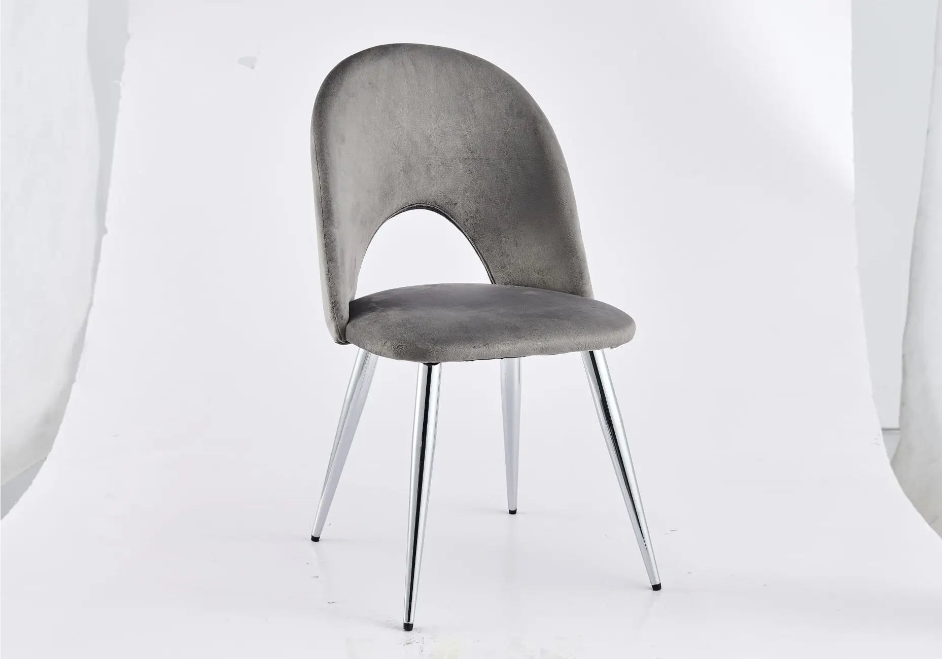 Chaises rétro velours gris GRETUS (lot de 4) New Design