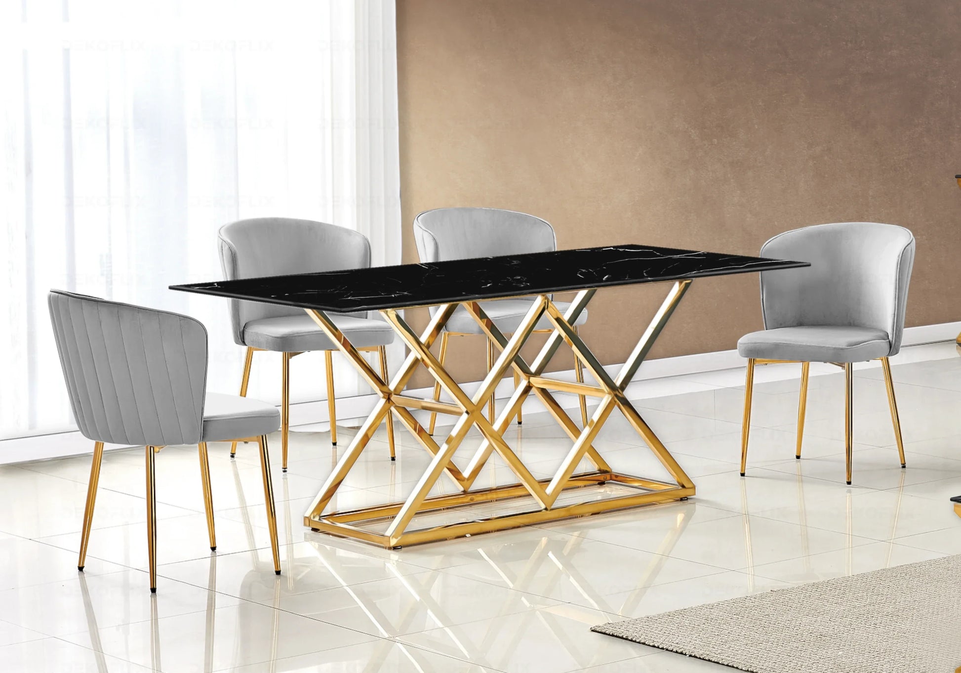 Table marbre noir doré et chaises velours – Erly – Galerie du Mobilier - Vue 1