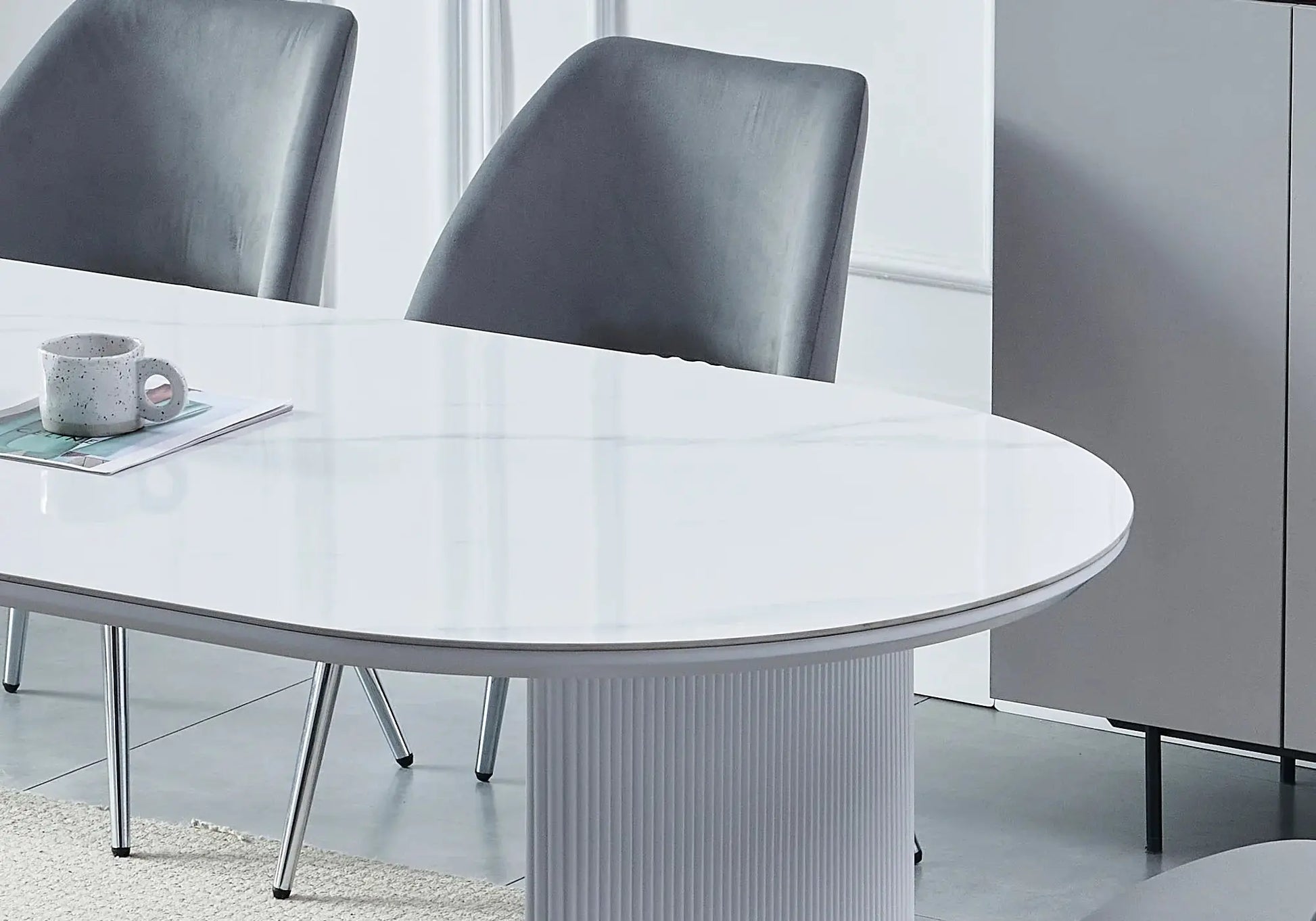 Ensemble table marbre et chaises gris JOSEPHINE Galerie du Mobilier