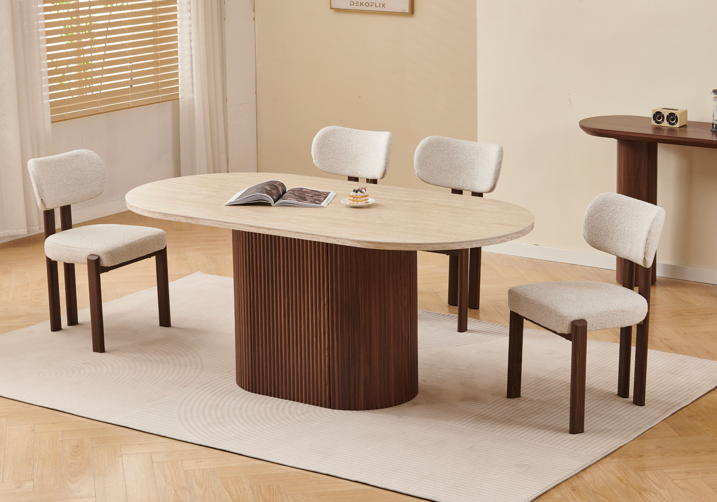 Table à manger ovale travertin noyer Japandi – – Galerie du Mobilier