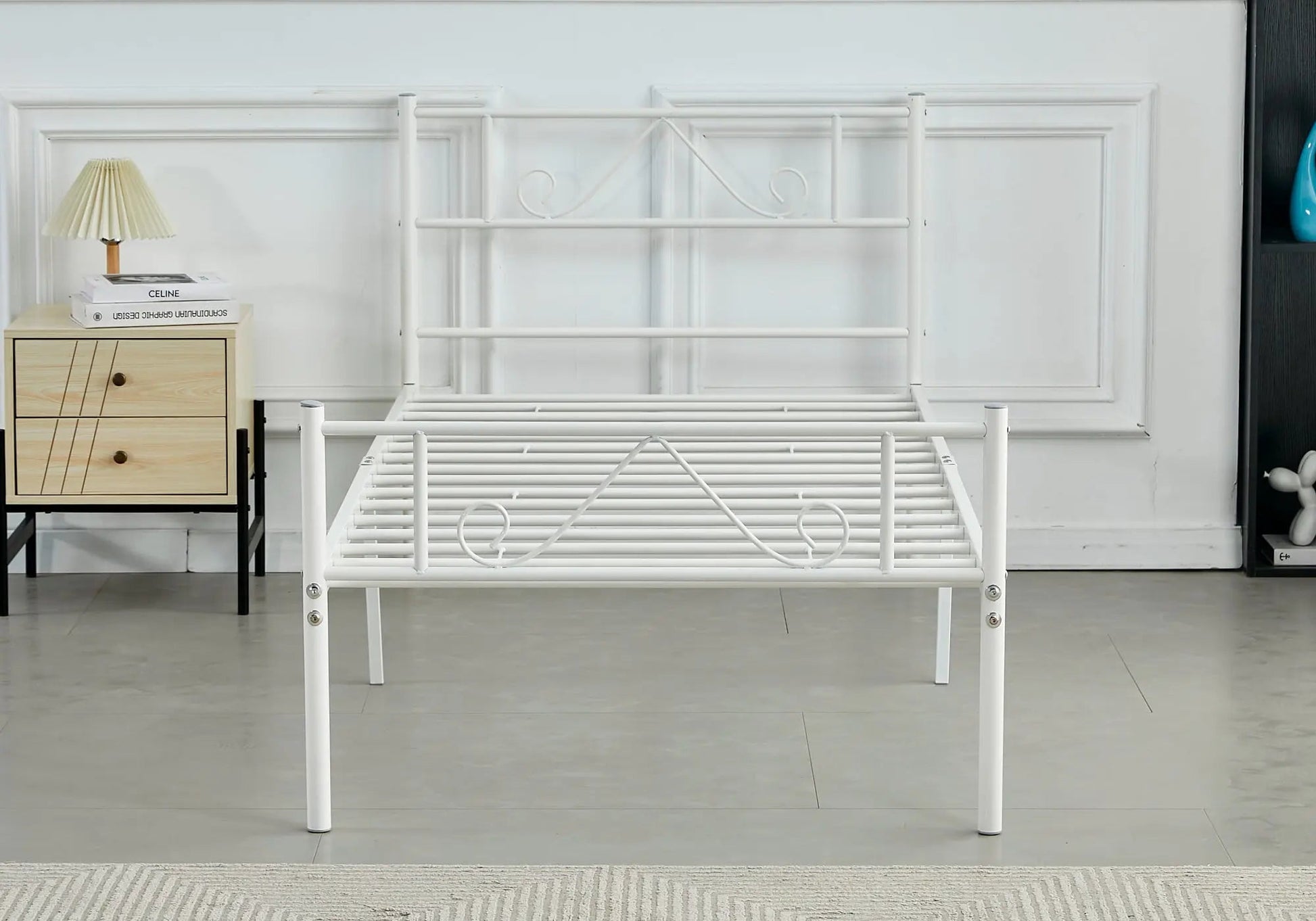 Lit pas cher en métal blanc MARIO Galerie du Mobilier