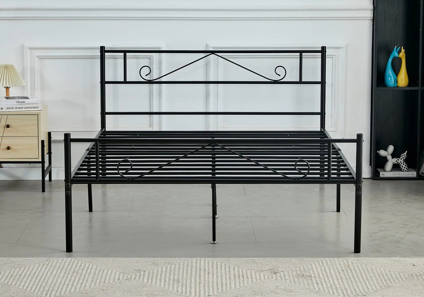 Lit pas cher en métal noir MARIO Galerie du Mobilier