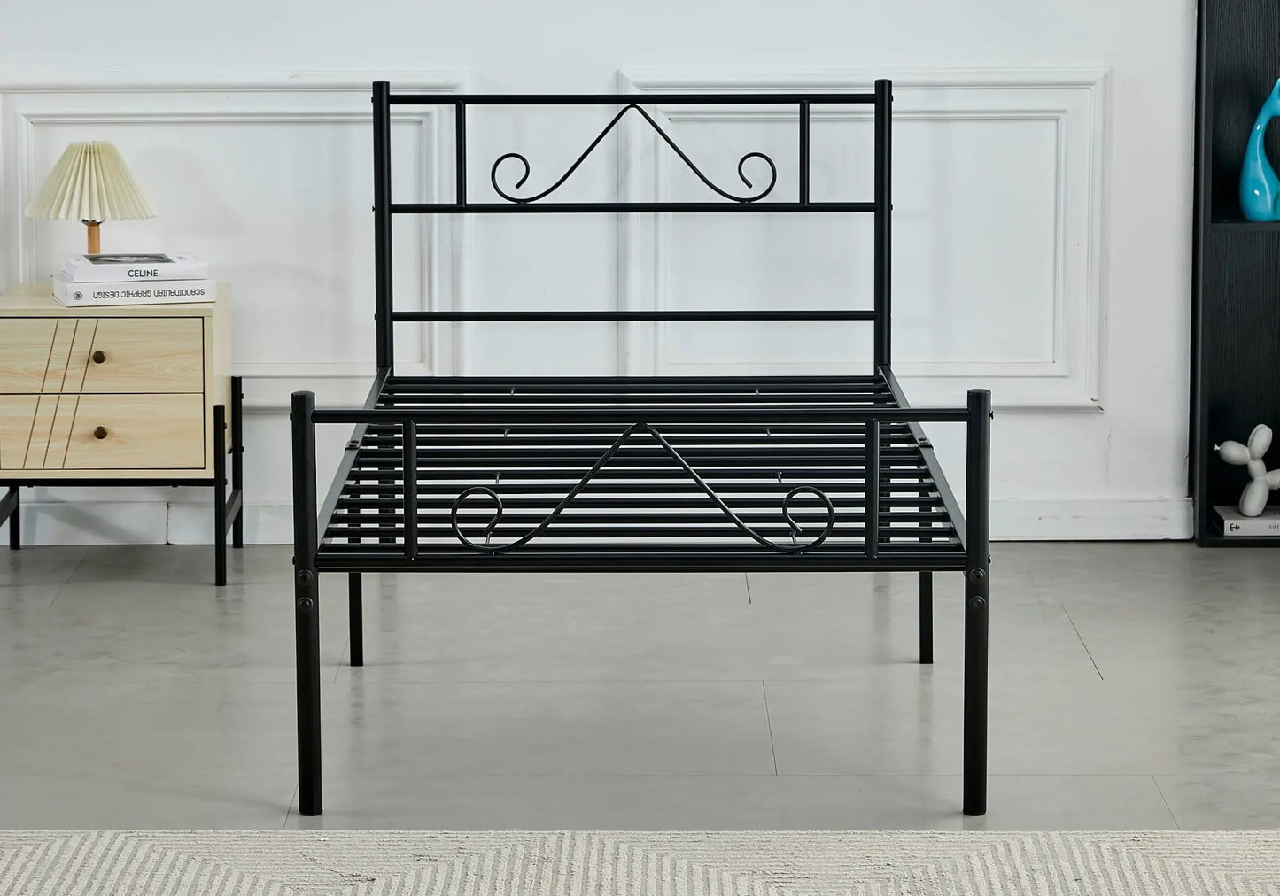 Lit pas cher en métal noir MARIO Galerie du Mobilier