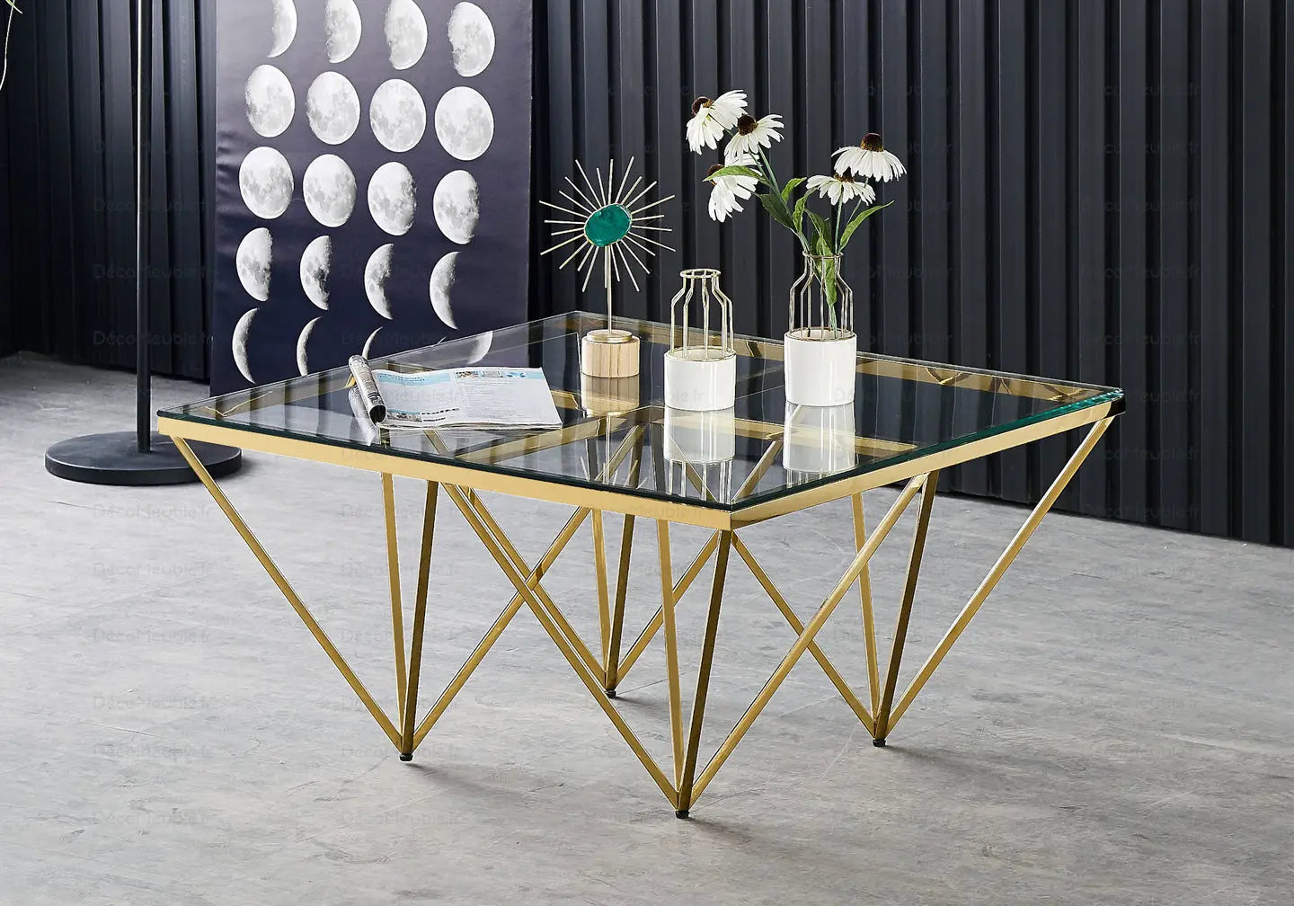 Table basse carrée dorée en verre – Galerie du Mobilier - Vue 1