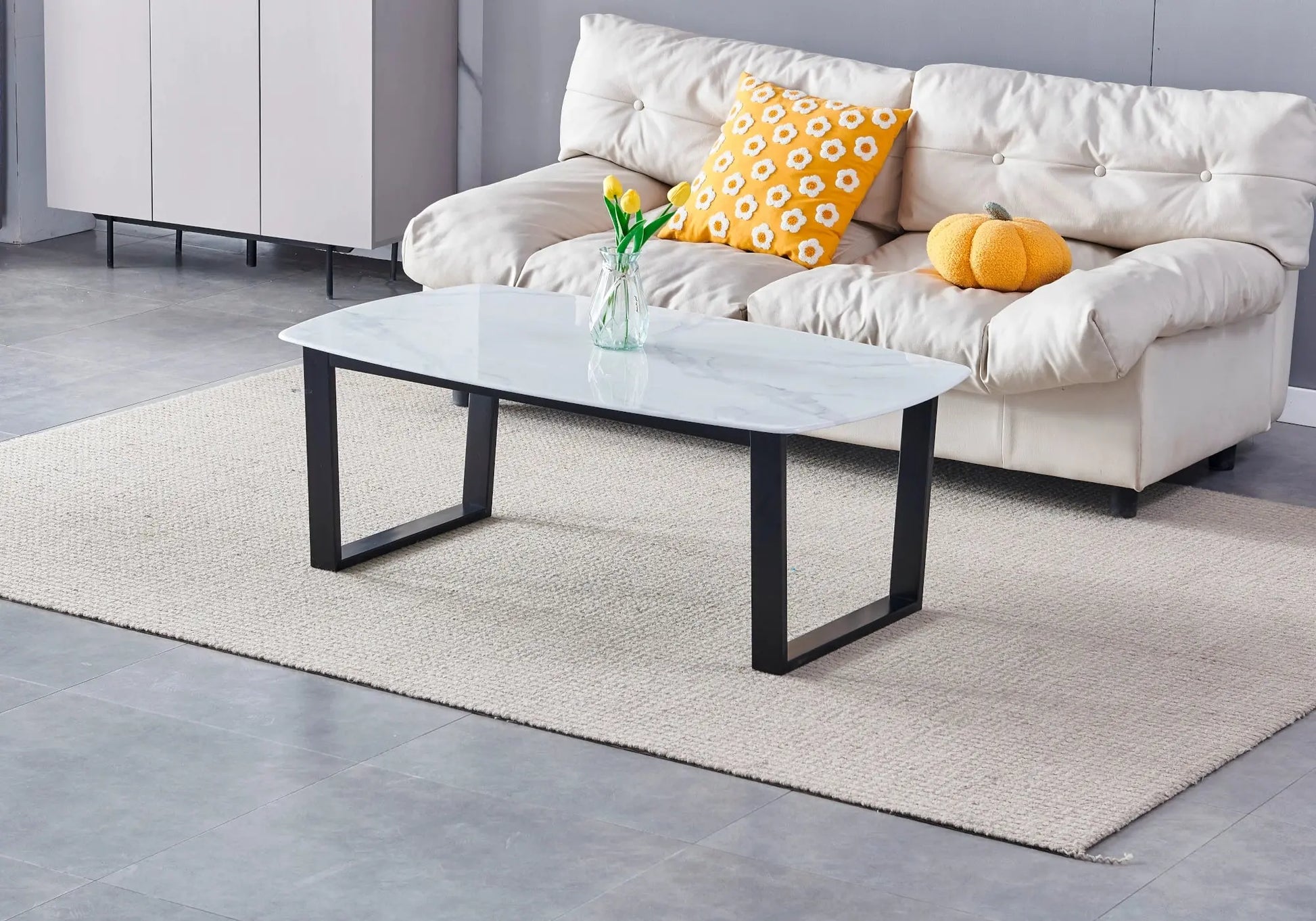 Table basse noire marbre blanc – Galerie du Mobilier - Vue 1