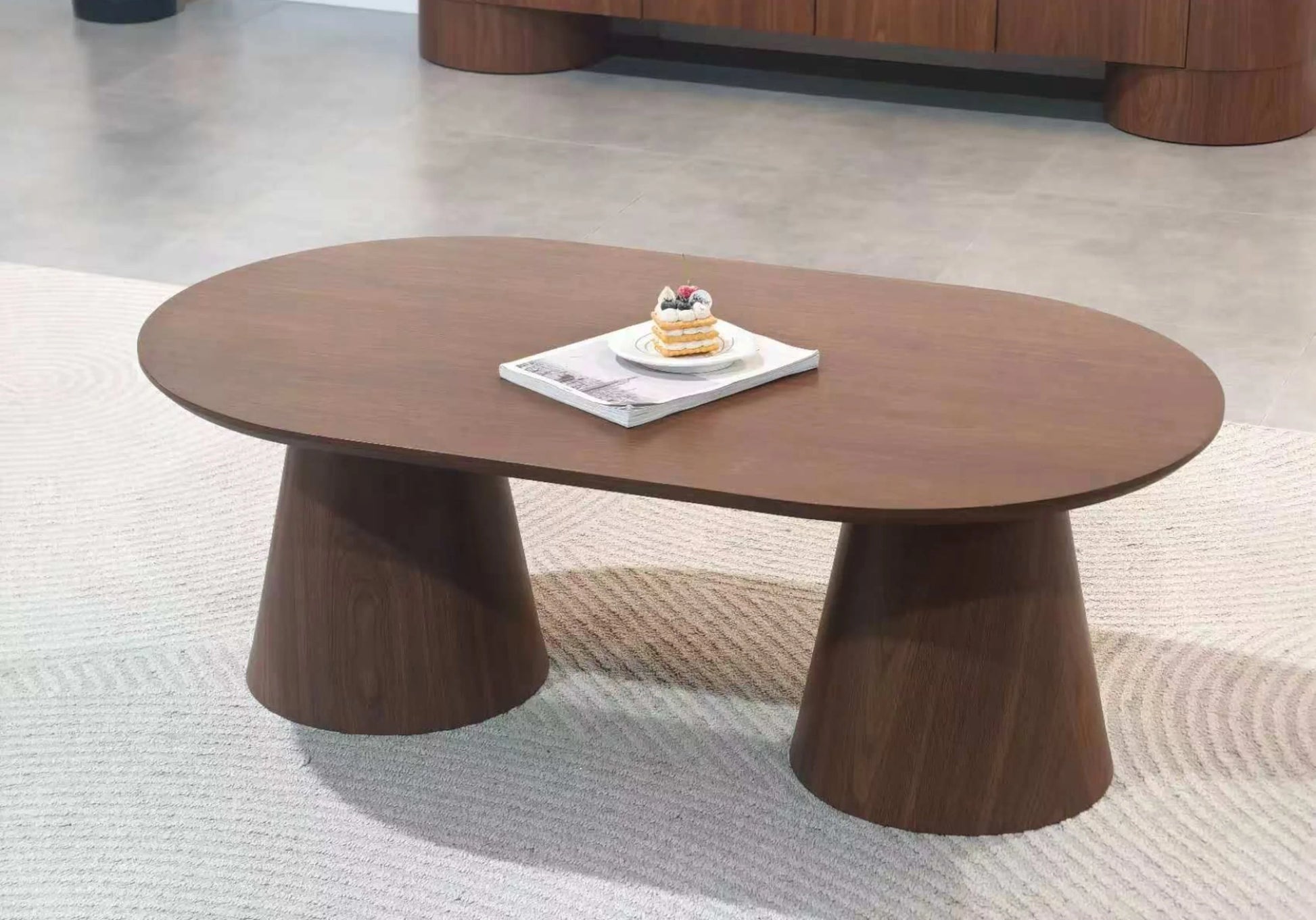 Table basse ovale noyer design – Galerie du Mobilier - Vue 1