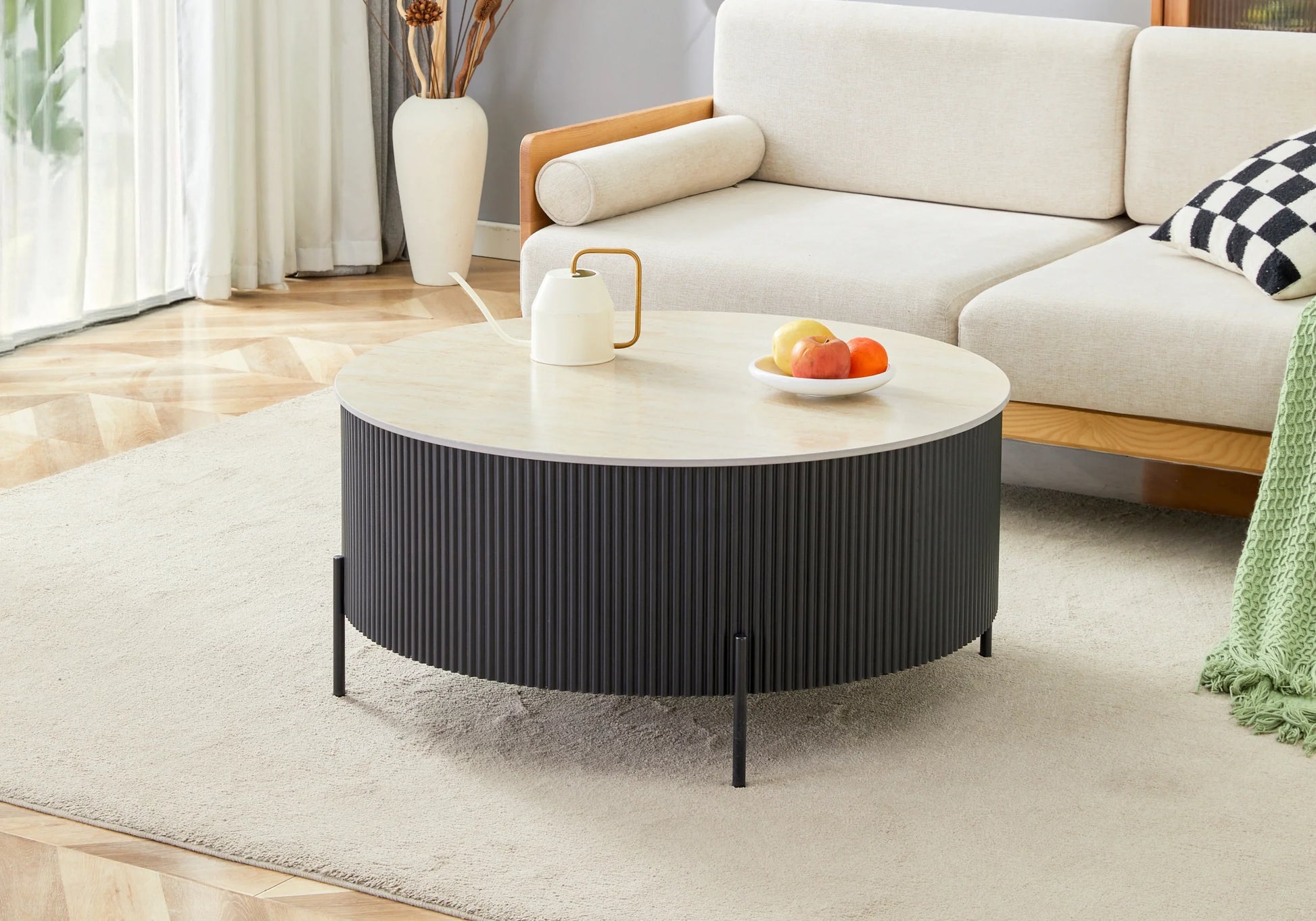 Table basse ronde travertin pied cannelé noir – Galerie du Mobilier - Vue 1