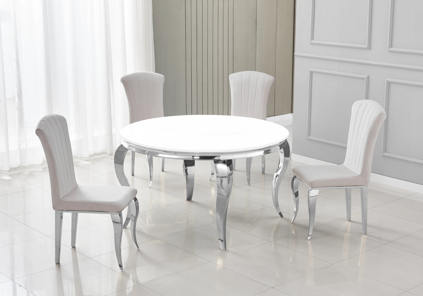 Table ronde verre blanc et 4 chaises argent – Galerie du Mobilier