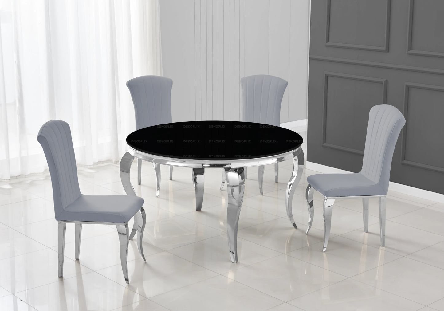 Table ronde verre noir et 4 chaises argent – Galerie du Mobilier