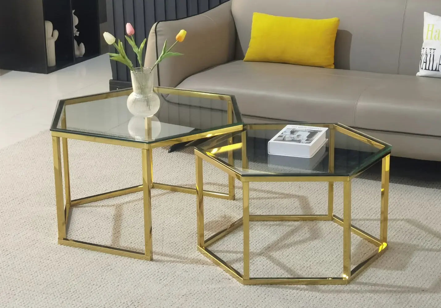 Tables basses gigognes dorées en verre HEXAGONE Galerie du Mobilier